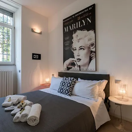 La Casa Di Marilyn - Center